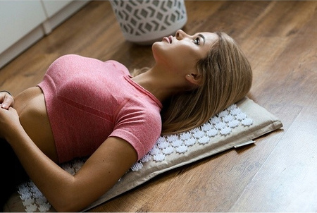 OstroVit Mat with acupressure pillow WITH SPIKES