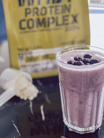 Odżywka białkowa Olimp Whey Protein Complex 100% 700g ciastko z kremem